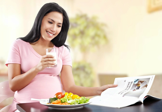 Phụ nữ mới mang thai nên ăn gì để con khỏe mạnh